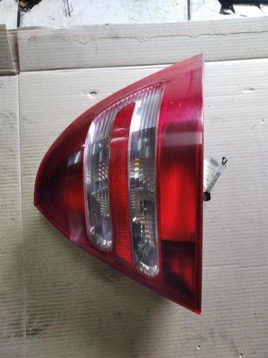 Фонарь задний правый MERCEDES-BENZ C-класс W203/S203/CL203 (2000 - 2004) — Разборка Мерседес