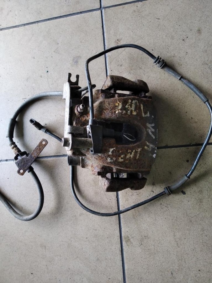 Суппорт передний левый MERCEDES-BENZ E-класс W210/S210 (1995 - 1999) фото 1 — Разборка Мерседес