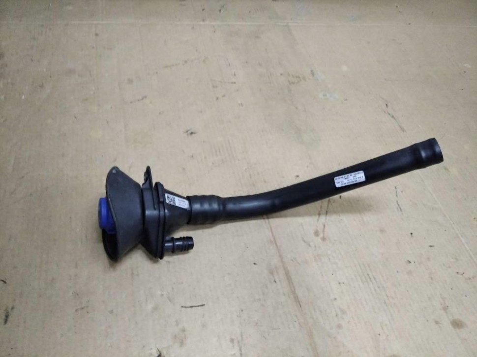 Горловина бака мочевины MERCEDES-BENZ Sprinter W906 (2006 - 2019) фото 1 — Разборка Мерседес