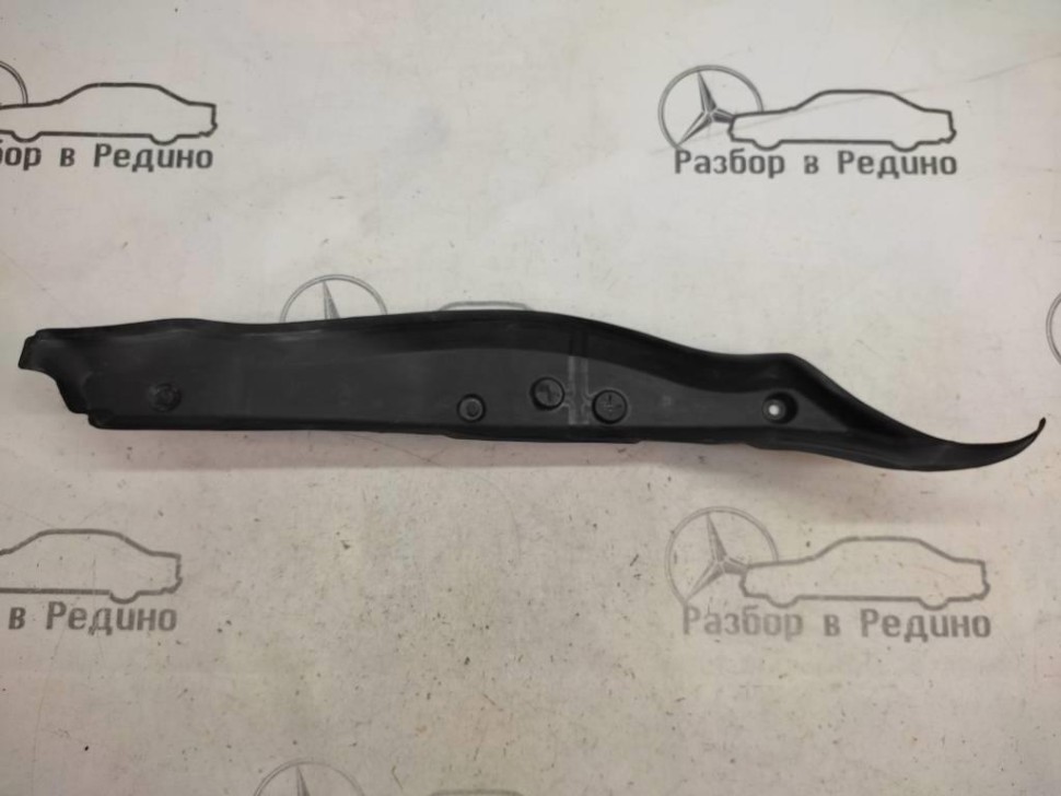 Пыльник крыла MERCEDES-BENZ C-класс W205/S205/C205/A205 (2014 - 2018) фото 1 — Разборка Мерседес