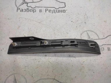 Накладка порога внутренняя MERCEDES-BENZ S-класс W221 (2005 - 2009) — Разборка Мерседес