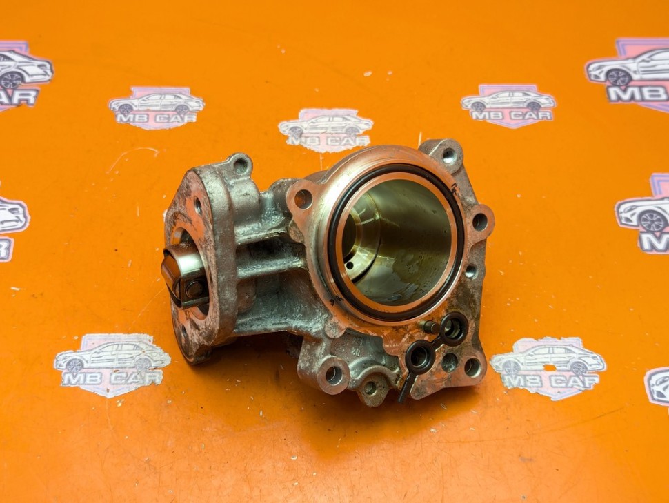Корпус привода ТНВД MERCEDES-BENZ M-класс W166 (2011 - 2015) фото 1 &mdash; Разборка Мерседес