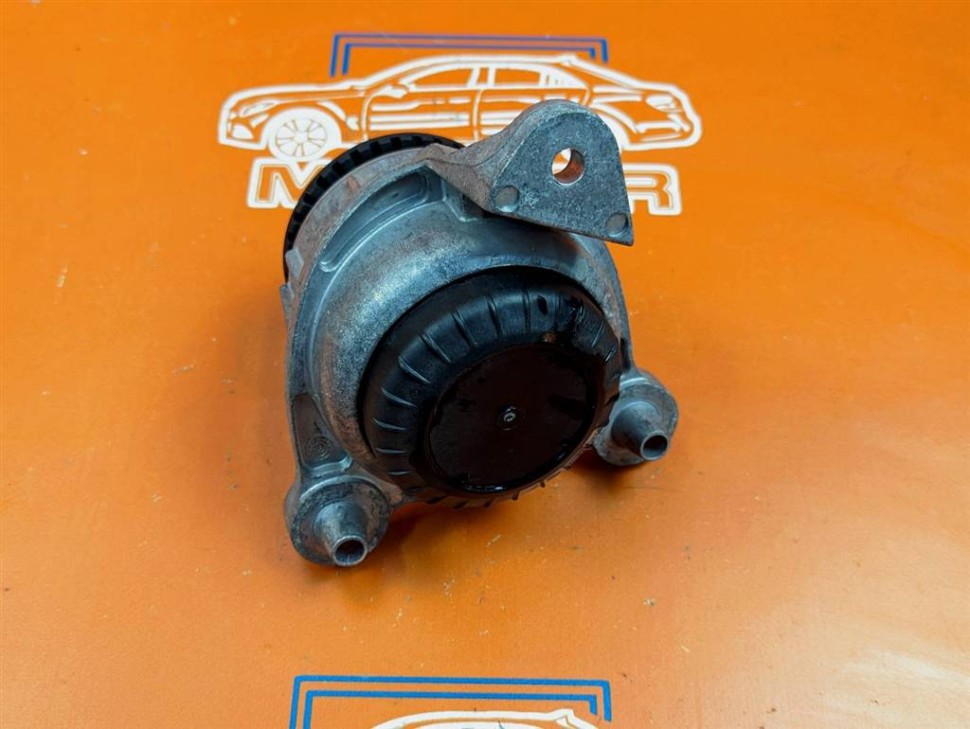 Опора двигателя MERCEDES-BENZ V-класс W447 рестайлинг (2019 - 2025) фото 1 — Разборка Мерседес