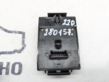 Кнопка регулировки зеркал MERCEDES-BENZ S-класс W220 (1998 - 2005) — Разборка Мерседес