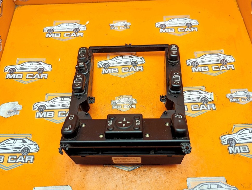 Блок кнопок стеклоподъемников MERCEDES-BENZ M-класс W163 рестайлинг (2001 - 2005) фото 1 &mdash; Разборка Мерседес