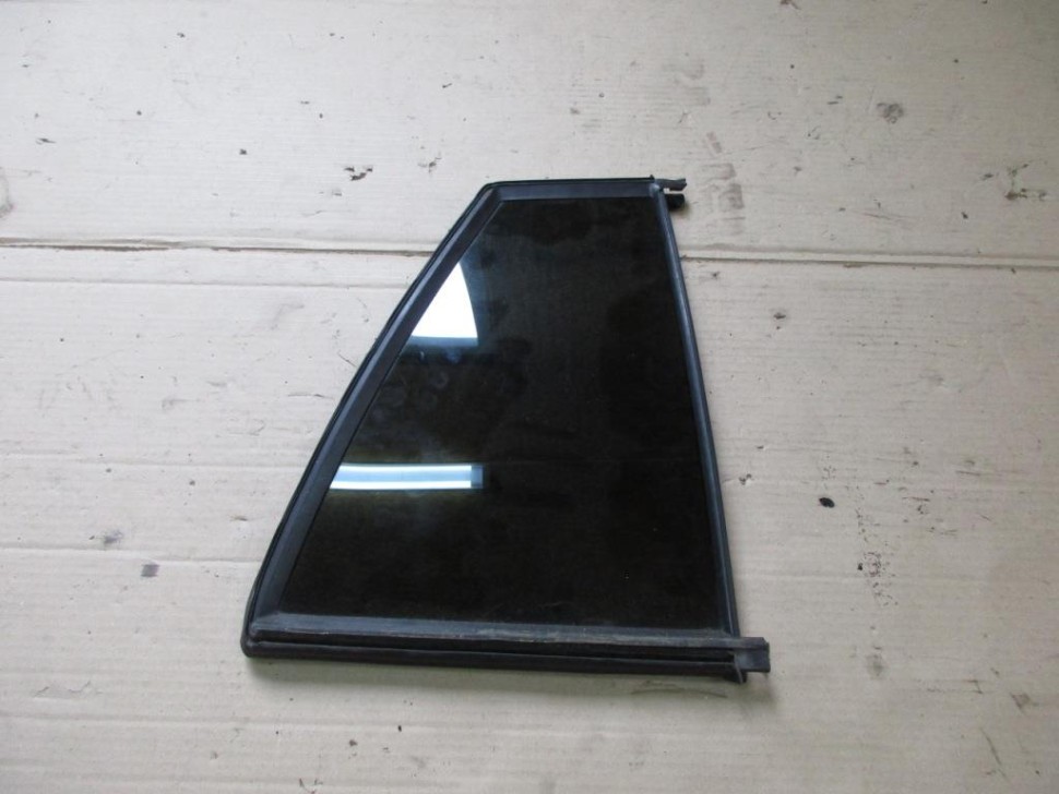 Стекло заднее правое MERCEDES-BENZ E-класс W211/S211 (2002 - 2006) фото 1 — Разборка Мерседес