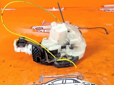 Замок двери задней левой MERCEDES-BENZ S-класс W220 (1998 - 2005) &mdash; Разборка Мерседес