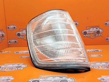 Поворотник правый MERCEDES-BENZ E-класс W124/S124/C124/A124 (1984 - 1997) — Разборка Мерседес