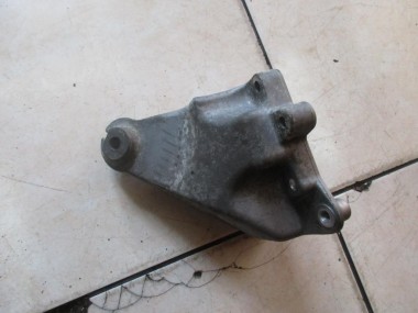 Лапа левая MERCEDES-BENZ E-класс W212/S212/C207/A207 (2009 - 2013) — Разборка Мерседес