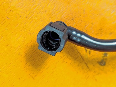 Трубка вакуумная MERCEDES-BENZ E-класс W212/S212/C207/A207 рестайлинг (2013 - 2016) &mdash; Разборка Мерседес