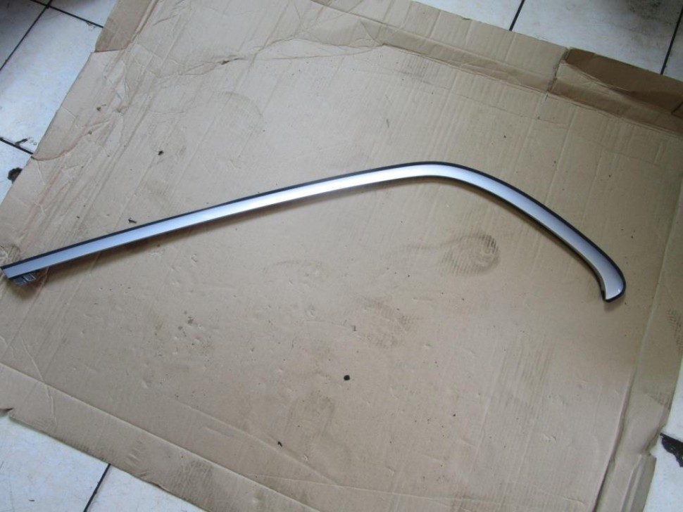 Молдинг MERCEDES-BENZ E-класс W210/S210 (1995 - 1999) фото 1 — Разборка Мерседес