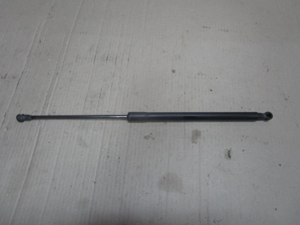 Амортизатор крышки багажника MERCEDES-BENZ C-класс W203/S203/CL203 рестайлинг (2004 - 2008) фото 1 — Разборка Мерседес