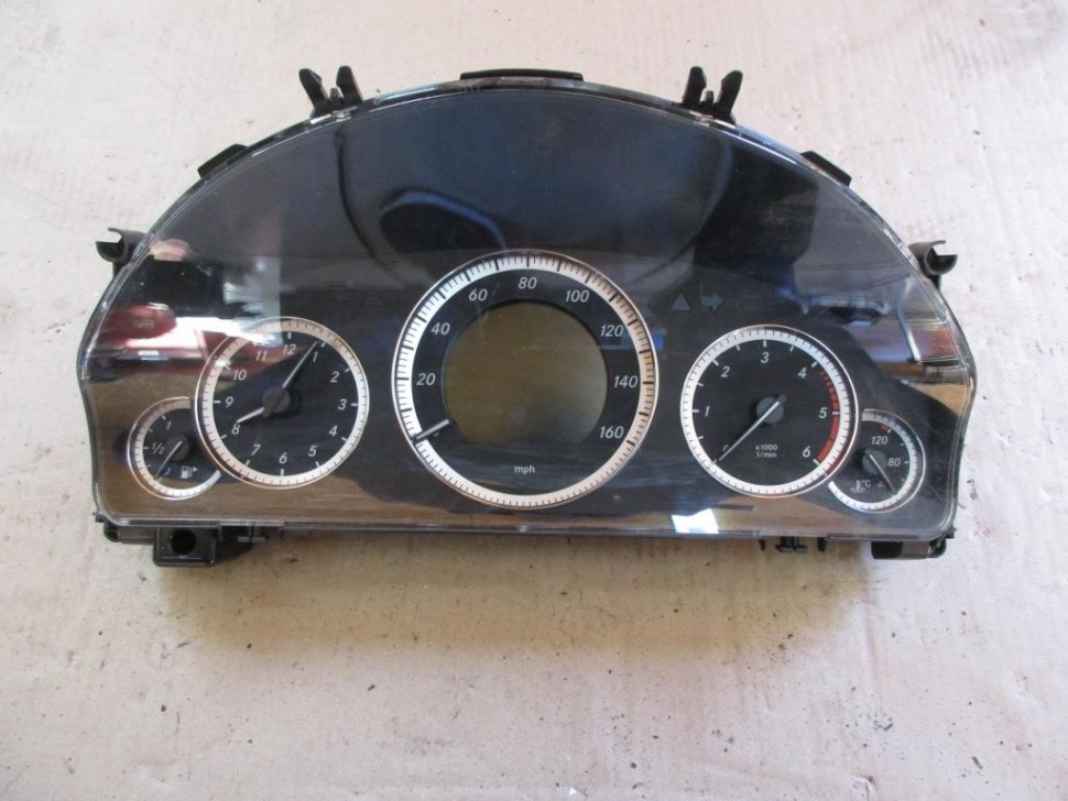 Щиток приборов MERCEDES-BENZ E-класс W212/S212/C207/A207 рестайлинг (2013 - 2016) фото 1 — Разборка Мерседес