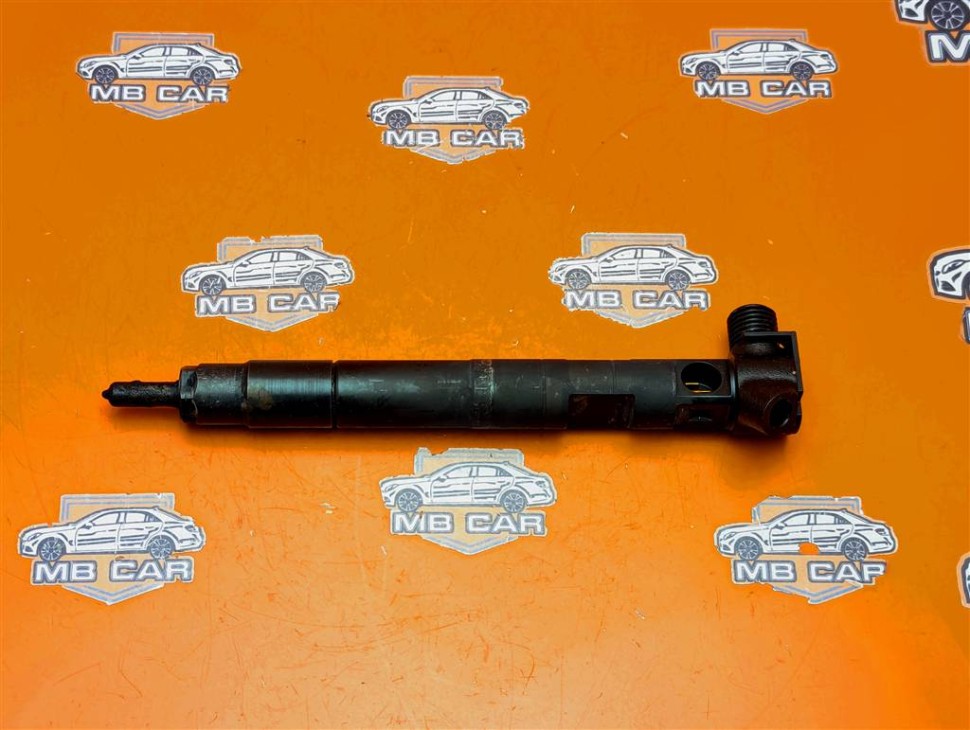 Форсунка ДИЗЕЛЬ MERCEDES-BENZ C-класс W204/S204 (2006 - 2011) фото 1 — Разборка Мерседес