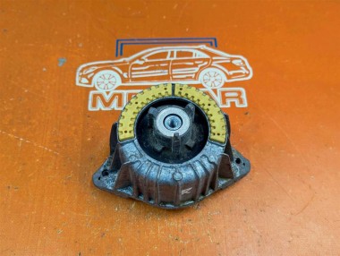 Опора двигателя MERCEDES-BENZ CLS-класс C218/X218 рестайлинг (2014 - 2017) — Разборка Мерседес