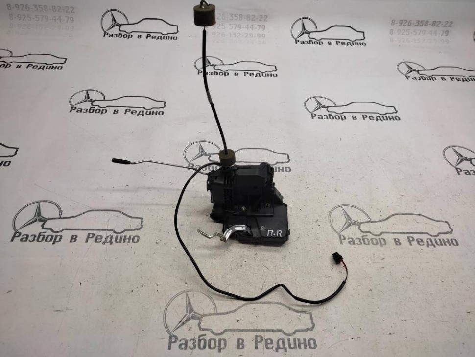 Замок двери передней правой MERCEDES-BENZ CLS-класс C219 (2004 - 2008) фото 1 — Разборка Мерседес
