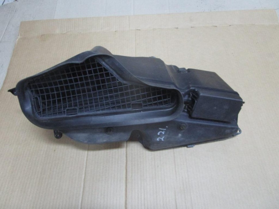 Воздухозаборник MERCEDES-BENZ S-класс W221 рестайлинг (2009 - 2013) фото 1 — Разборка Мерседес