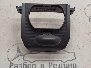 Крышка рулевой колонки MERCEDES-BENZ E-класс W211/S211 (2002 - 2006) — Разборка Мерседес