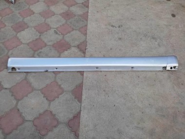 Порог пластиковый правый MERCEDES-BENZ M-класс W163 рестайлинг (2001 - 2005) — Разборка Мерседес