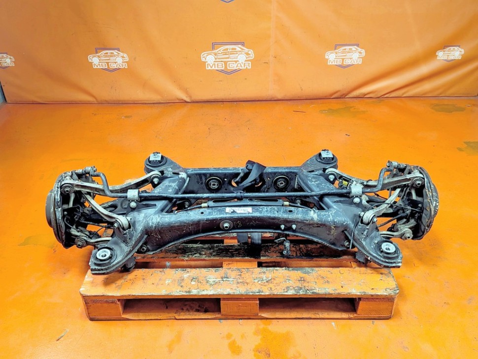 Подрамник задний MERCEDES-BENZ C-класс W204/S204 (2006 - 2011) фото 1 &mdash; Разборка Мерседес