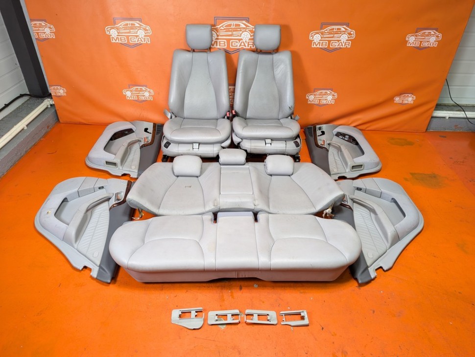 Салон MERCEDES-BENZ S-класс W220 (1998 - 2005) фото 1 &mdash; Разборка Мерседес