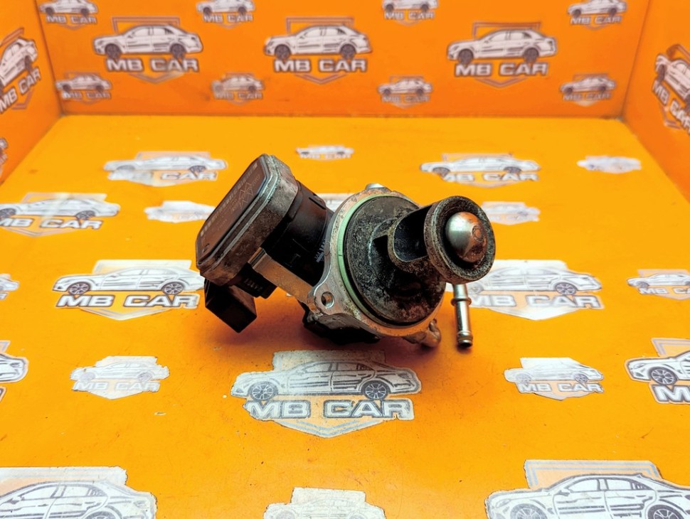 Клапан EGR MERCEDES-BENZ B-класс W245 (2005 - 2009) фото 1 &mdash; Разборка Мерседес
