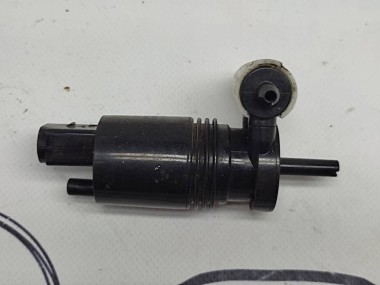 Насос омывателей MERCEDES-BENZ R-класс W251 (2005 - 2007) — Разборка Мерседес