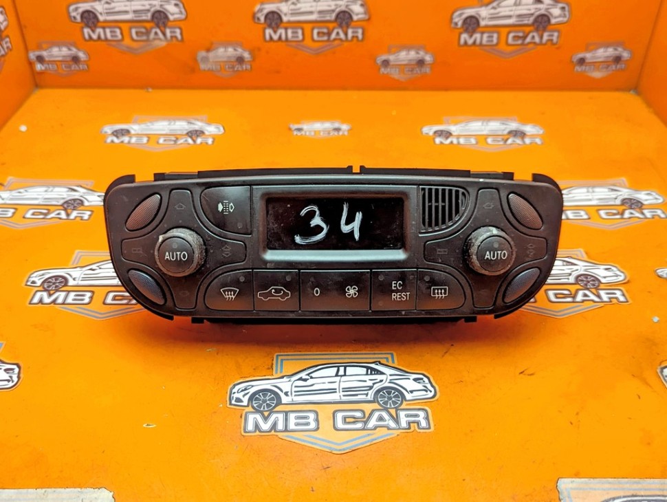 Панель управления климатом MERCEDES-BENZ C-класс W203/S203/CL203 (2000 - 2004) фото 1 &mdash; Разборка Мерседес