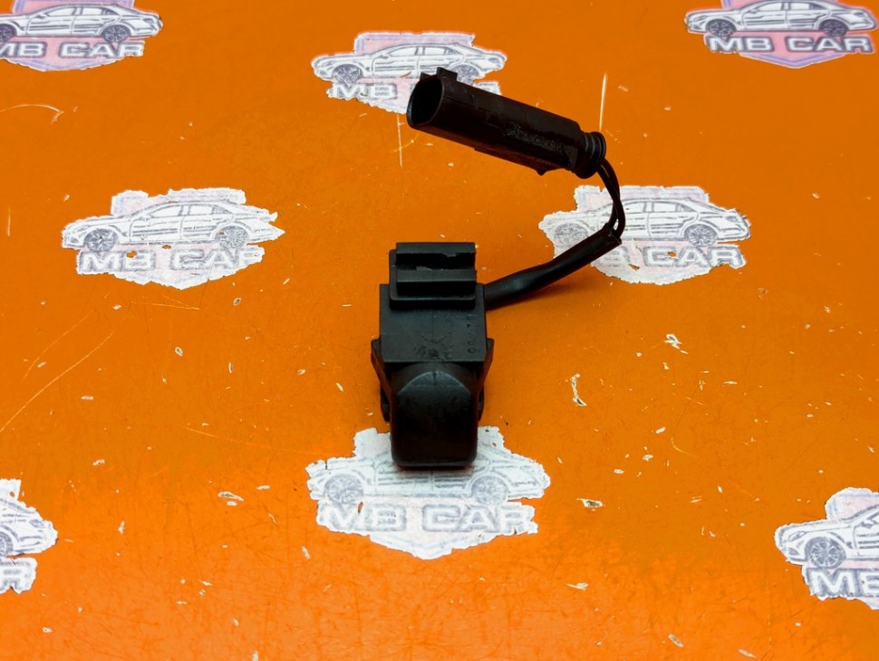 Форсунка омывателя лобового стекла MERCEDES-BENZ E-класс W211/S211 (2002 - 2006) фото 1 &mdash; Разборка Мерседес