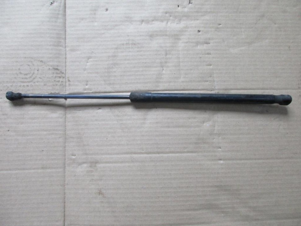 Амортизатор крышки багажника MERCEDES-BENZ C-класс W203/S203/CL203 рестайлинг (2004 - 2008) фото 1 — Разборка Мерседес