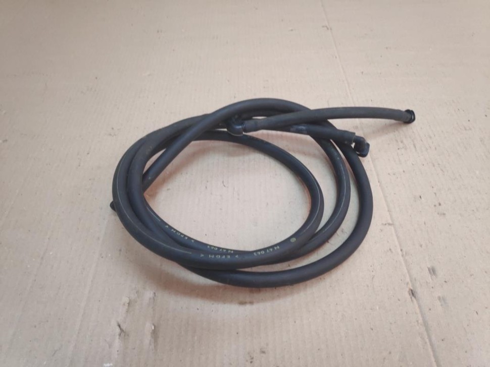 Шланг омывателей фар MERCEDES-BENZ SLK-класс R171 (2004 - 2008) фото 1 — Разборка Мерседес