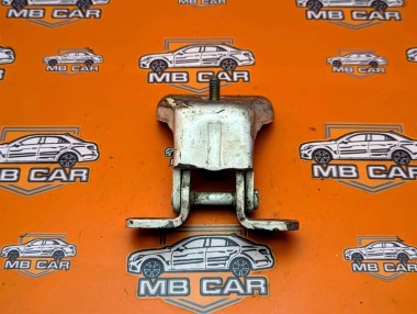 Петля двери MERCEDES-BENZ M-класс W163 (1997 - 2001) — Разборка Мерседес