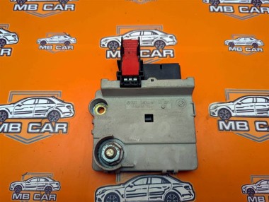 Блок предохранителей MERCEDES-BENZ S-класс W220 (1998 - 2005) — Разборка Мерседес