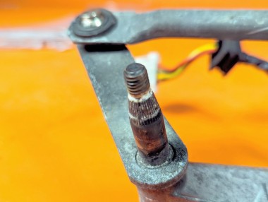 Трапеция дворников MERCEDES-BENZ C-класс W203/S203/CL203 рестайлинг (2004 - 2008) &mdash; Разборка Мерседес