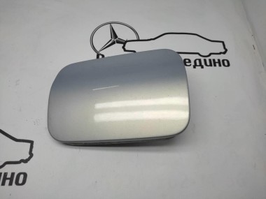 Лючок топливного бака MERCEDES-BENZ S-класс W220 рестайлинг (2002 - 2005) — Разборка Мерседес