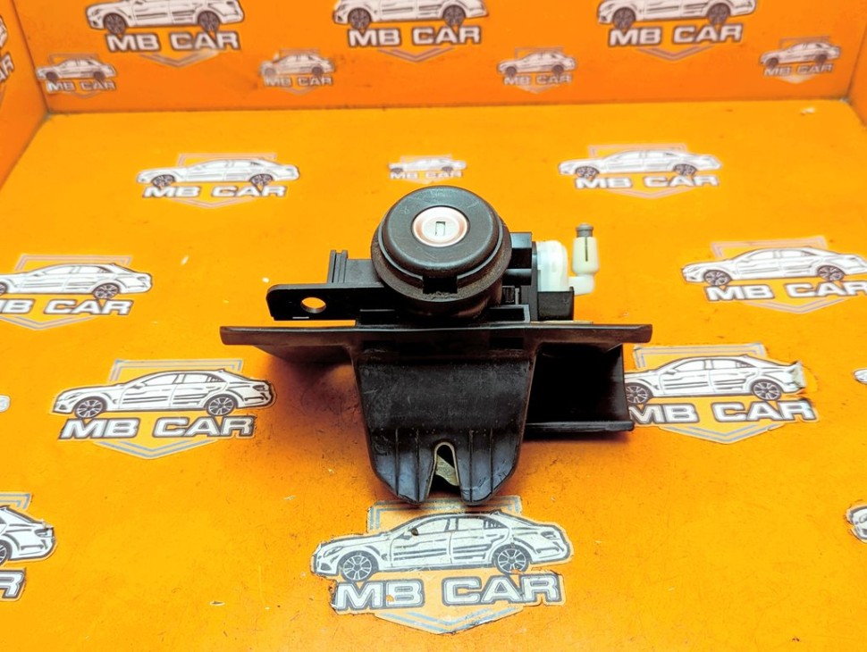 Замок багажника MERCEDES-BENZ E-класс W210/S210 (1995 - 1999) фото 1 &mdash; Разборка Мерседес