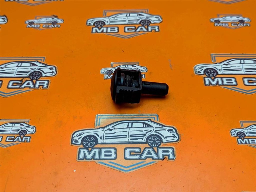 Клипса радиатора MERCEDES-BENZ C-класс W203/S203/CL203 (2000 - 2004) фото 1 — Разборка Мерседес