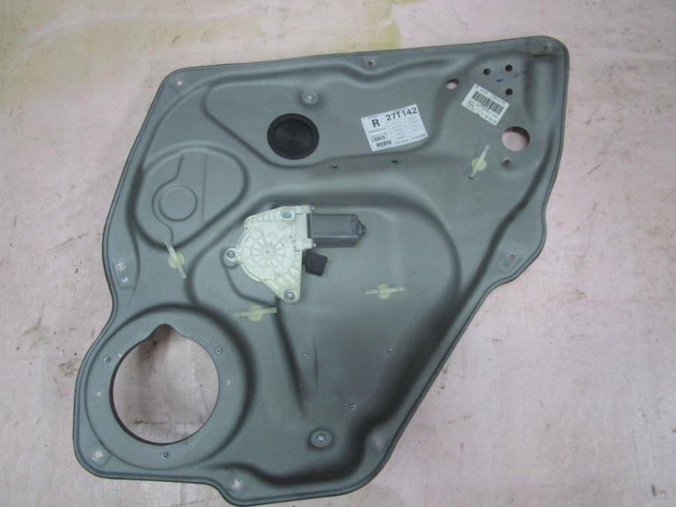 Стеклоподъемник задний правый MERCEDES-BENZ A-класс W169 рестайлинг (2008 - 2012) фото 1 — Разборка Мерседес