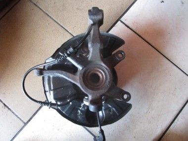 Кулак поворотный передний правый MERCEDES-BENZ A-класс W168 (1997 - 2001) — Разборка Мерседес