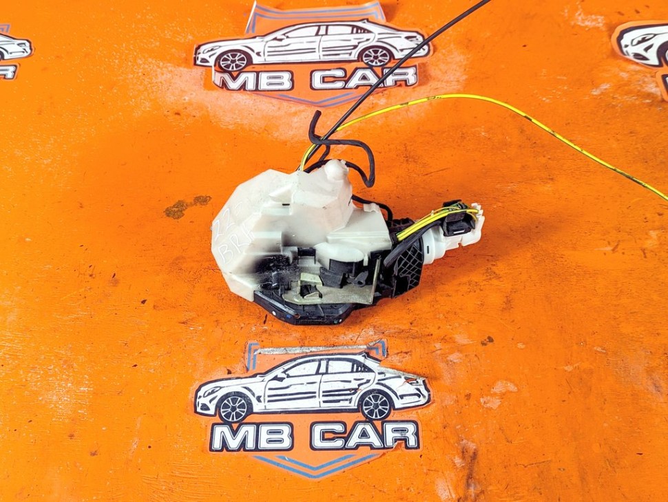 Замок двери задней правой MERCEDES-BENZ S-класс W220 (1998 - 2005) фото 1 &mdash; Разборка Мерседес