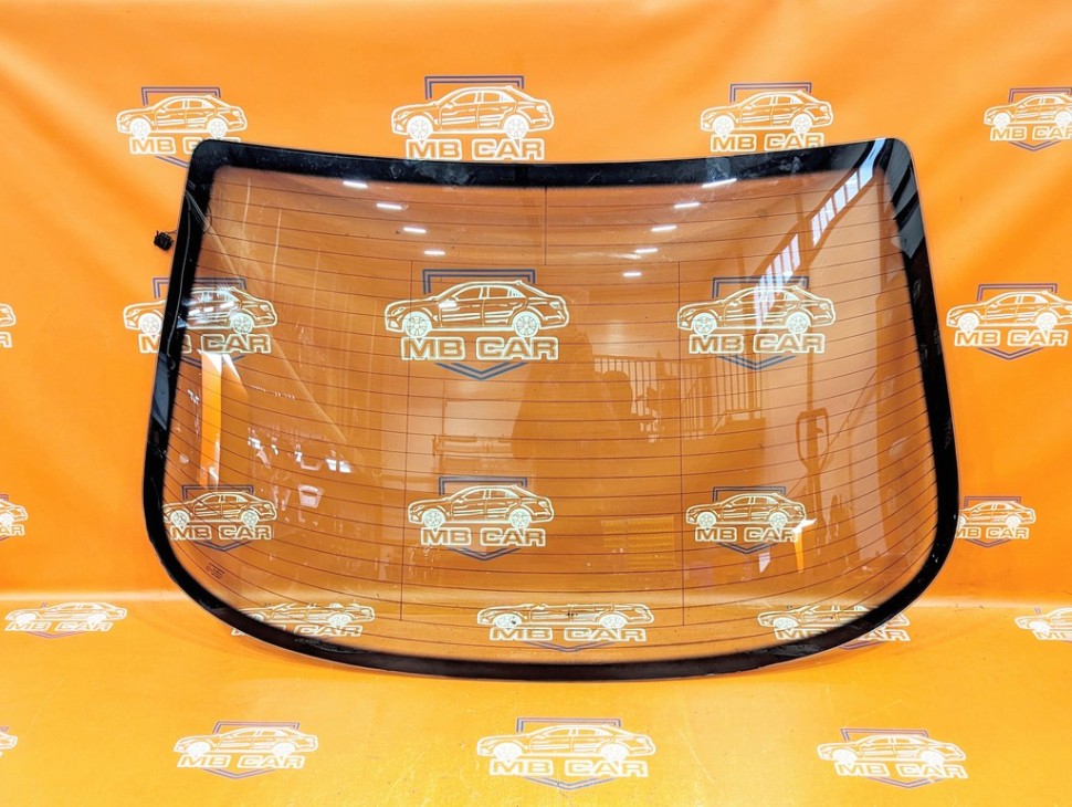 Стекло заднее MERCEDES-BENZ E-класс W210/S210 рестайлинг (1999 - 2003) фото 1 &mdash; Разборка Мерседес