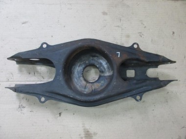 Рычаг задней стойки (лодка) MERCEDES-BENZ E-класс W212/S212/C207/A207 рестайлинг (2013 - 2016) — Разборка Мерседес