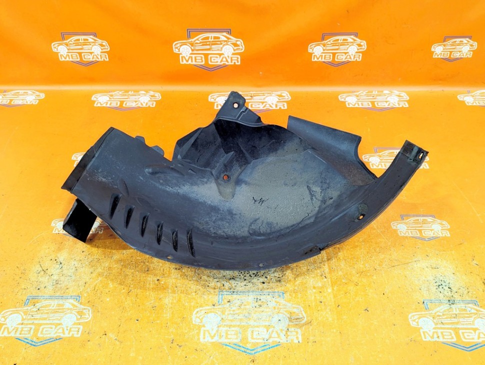 Подкрылок передний правый, передняя часть MERCEDES-BENZ C-класс W204/S204 (2006 - 2011) фото 1 &mdash; Разборка Мерседес