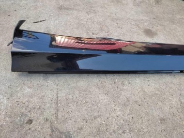 Порог пластиковый левый MERCEDES-BENZ C-класс W204/S204 (2006 - 2011) — Разборка Мерседес