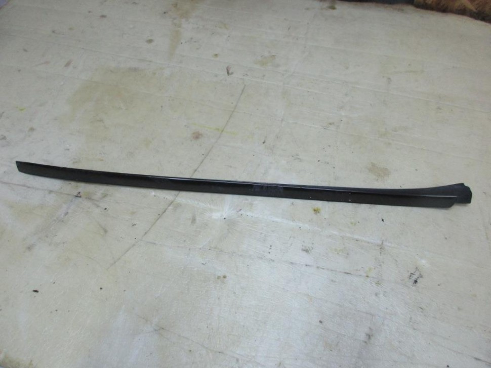 Молдинг лобового стекла MERCEDES-BENZ CLK-класс C209/W209 (2002 - 2005) фото 1 — Разборка Мерседес