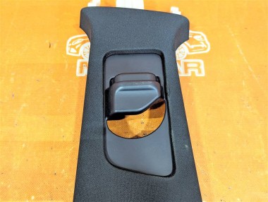 Накладка средней стойки MERCEDES-BENZ GLE-класс Coupe C292 (2015 - 2019) — Разборка Мерседес