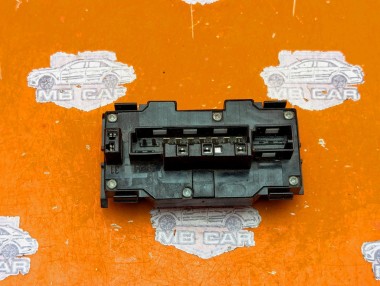 Кнопка аварийной сигнализации MERCEDES-BENZ E-класс W210/S210 (1995 - 1999) — Разборка Мерседес