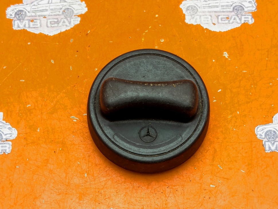 Крышка топливного бака MERCEDES-BENZ S-класс W220 (1998 - 2005) фото 1 — Разборка Мерседес
