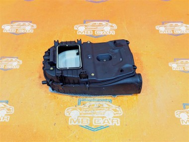 Корпус воздушного фильтра MERCEDES-BENZ C-класс W204/S204 (2006 - 2011) — Разборка Мерседес
