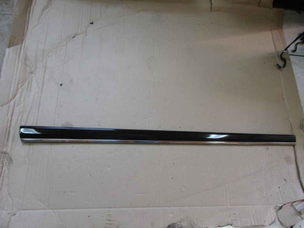 Молдинг двери MERCEDES-BENZ S-класс W220 рестайлинг (2002 - 2005) фото 1 — Разборка Мерседес